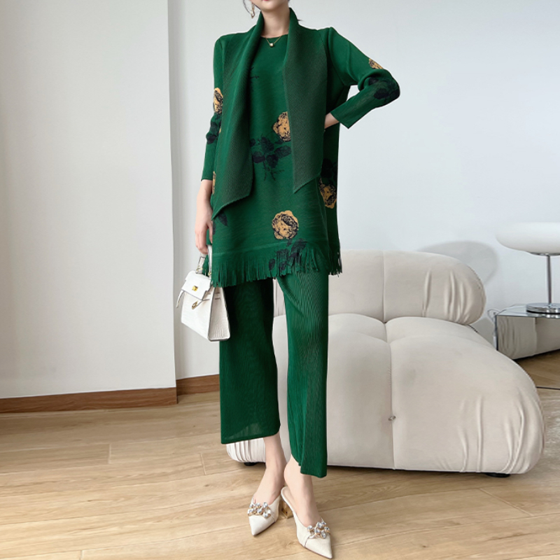 Spring 2024 Women's New Three  - Women'S Fashion Show 2022 评论和价格