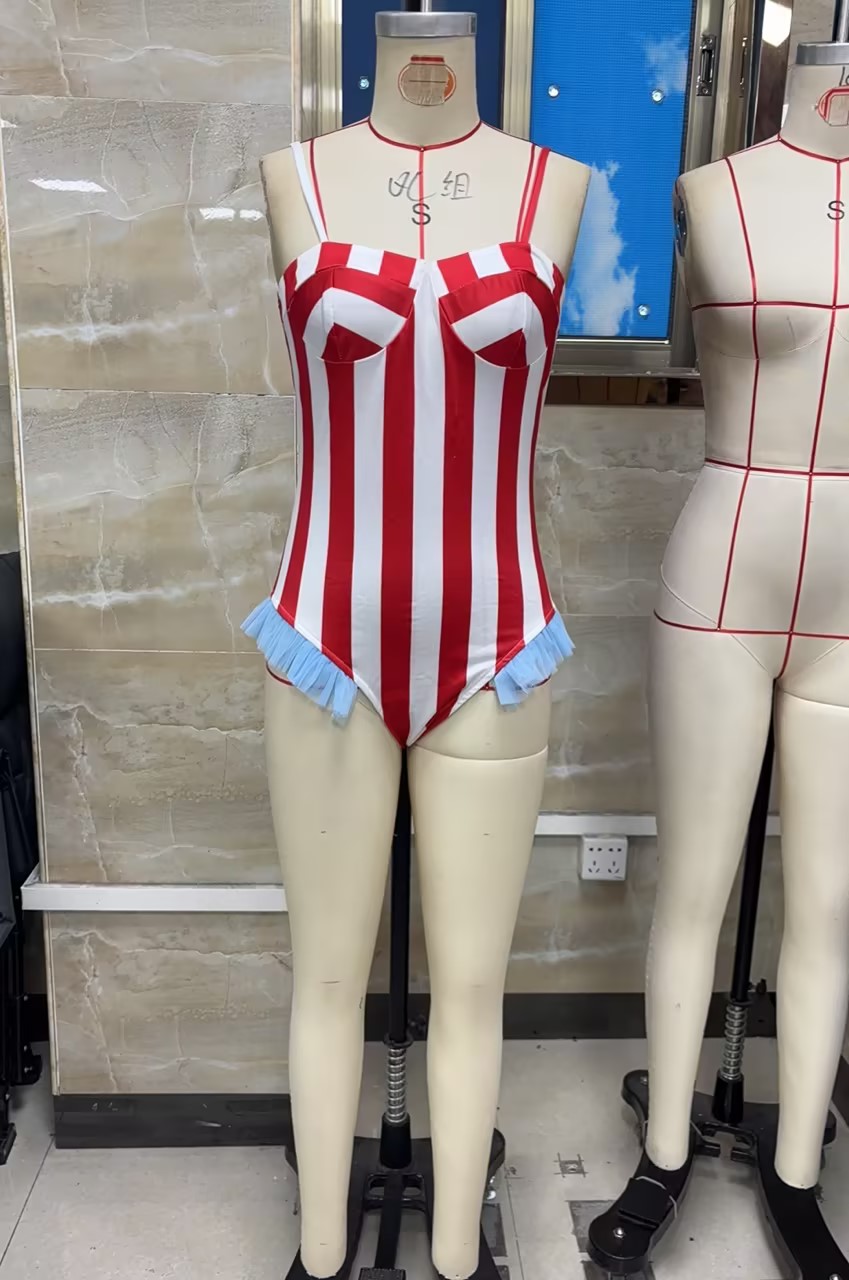 2026 Fashion Women's Carnival  - Sleeveless Jumpsuit 评论和价格